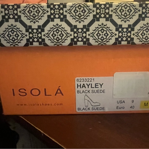 Isola Black Suede Block Heel Pump New in Box - Picture 11 of 11